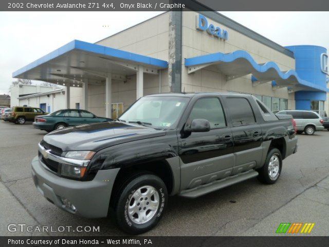 2002 Chevrolet Avalanche Z71 4x4 in Onyx Black