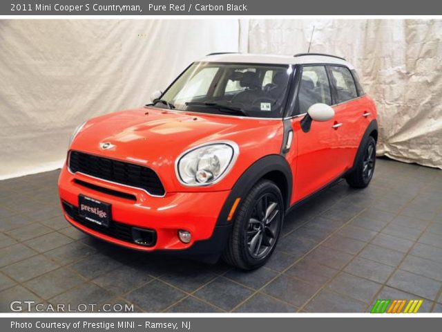 2011 Mini Cooper S Countryman in Pure Red