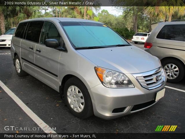 2009 Honda Odyssey LX in Silver Pearl Metallic