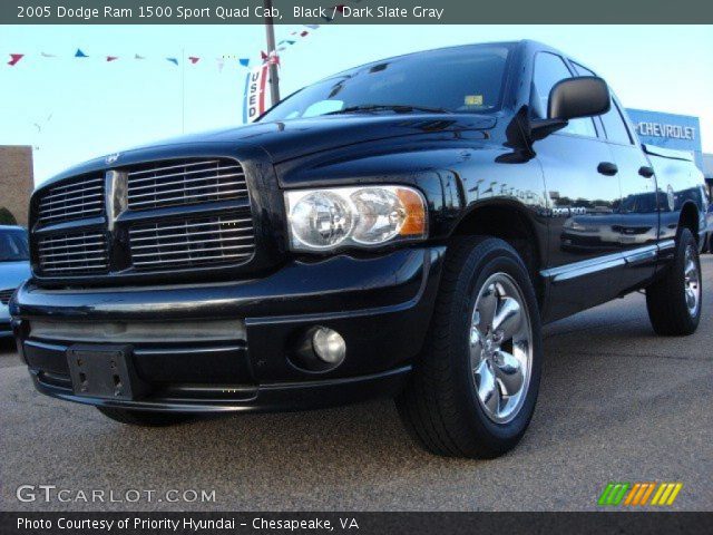 2005 Dodge Ram 1500 Sport Quad Cab in Black