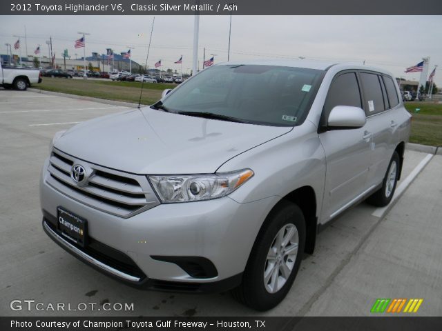 2012 Toyota Highlander V6 in Classic Silver Metallic