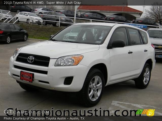 2010 Toyota RAV4 I4 4WD in Super White