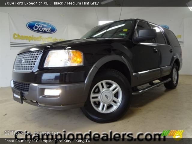 2004 Ford Expedition XLT in Black