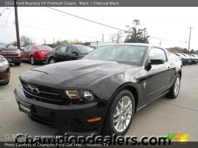 2012 Ford Mustang V6 Premium Coupe in Black
