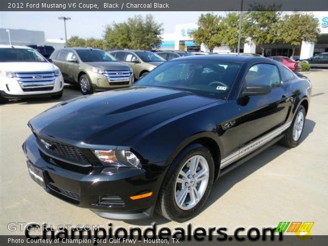 2012 Ford Mustang V6 Coupe in Black