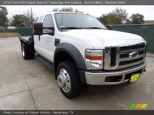 2010 Ford F450 Super Duty XLT SuperCab 4x4 Chassis in Oxford White