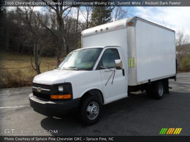 2006 Chevrolet Express Cutaway 3500 Commercial Moving Van in Summit White