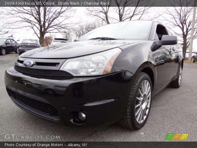 2009 Ford Focus SES Coupe in Ebony Black