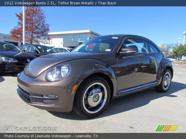 2012 Volkswagen Beetle 2.5L in Toffee Brown Metallic