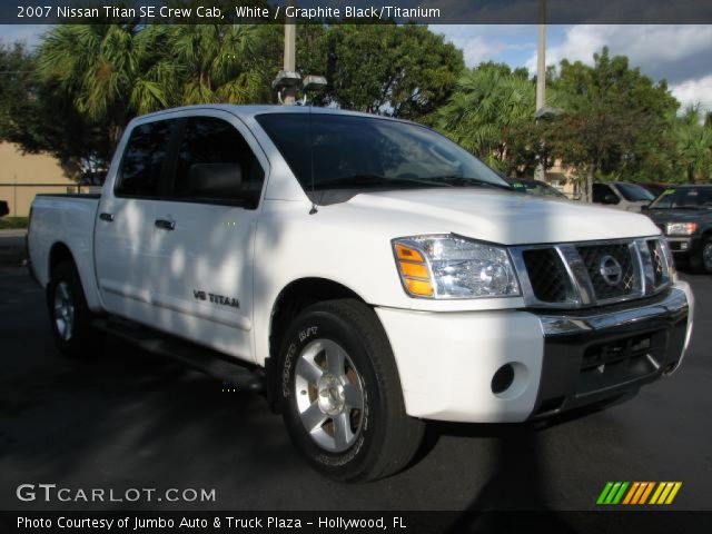 2007 Nissan Titan SE Crew Cab in White