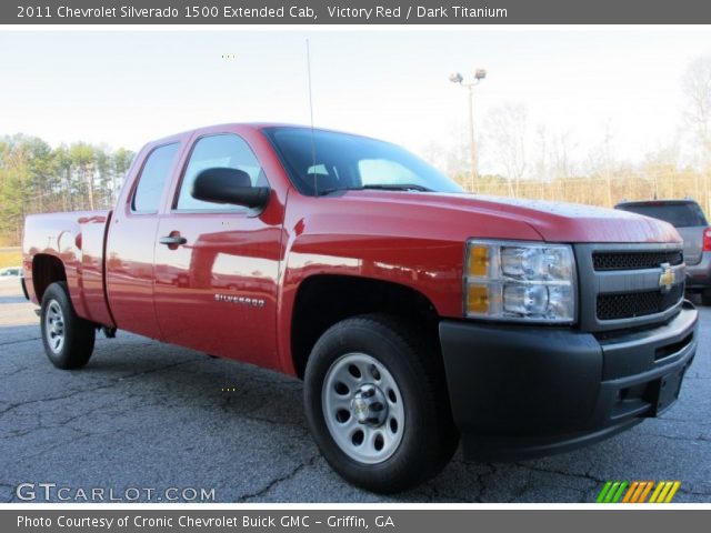 2011 Chevrolet Silverado 1500 Extended Cab in Victory Red