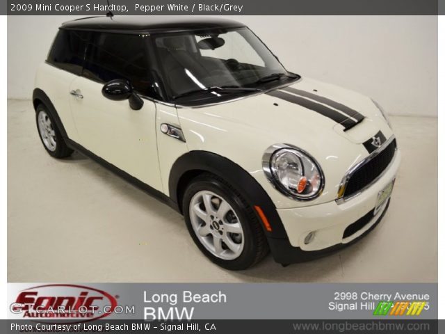 2009 Mini Cooper S Hardtop in Pepper White