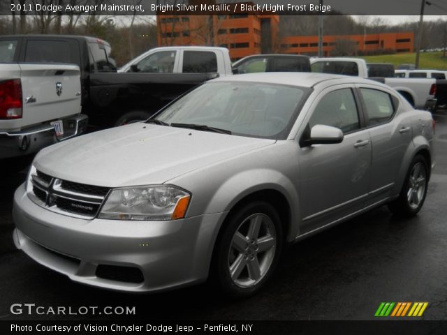 2011 Dodge Avenger Mainstreet in Bright Silver Metallic