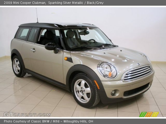 2009 Mini Cooper Clubman in Sparkling Silver Metallic