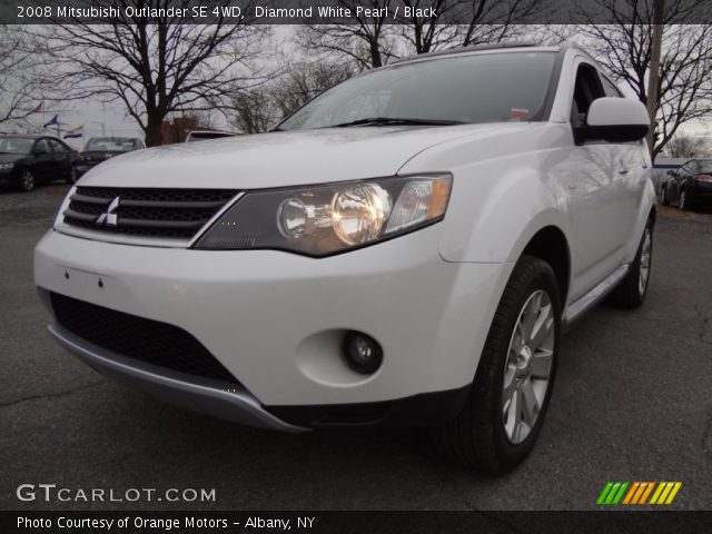 2008 Mitsubishi Outlander SE 4WD in Diamond White Pearl