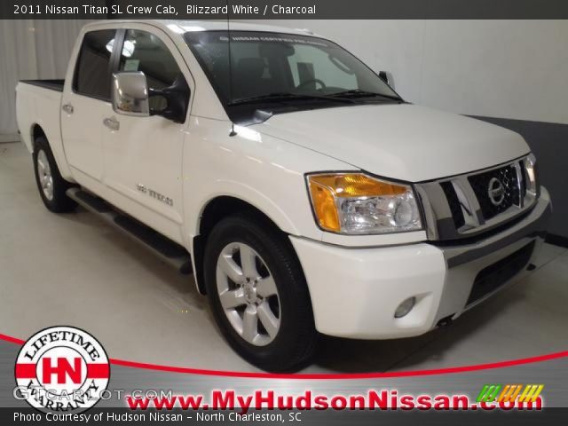 2011 Nissan Titan SL Crew Cab in Blizzard White