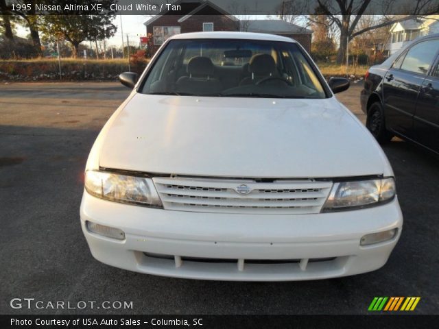 1995 Nissan Altima XE in Cloud White