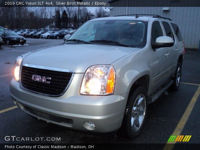2009 GMC Yukon SLT 4x4 in Silver Birch Metallic