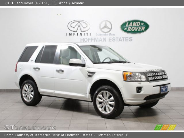 2011 Land Rover LR2 HSE in Fuji White