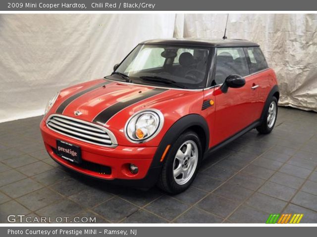 2009 Mini Cooper Hardtop in Chili Red