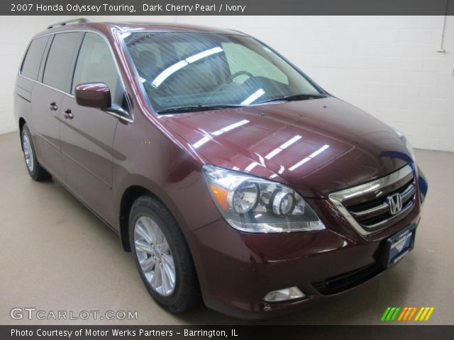 2007 Honda Odyssey Touring in Dark Cherry Pearl