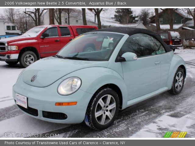2006 Volkswagen New Beetle 2.5 Convertible in Aquarius Blue