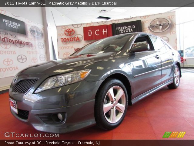 2011 Toyota Camry SE in Magnetic Gray Metallic