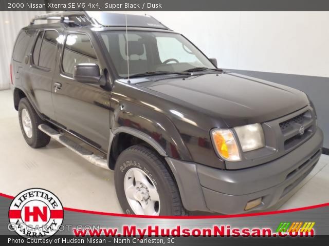 2000 Nissan Xterra SE V6 4x4 in Super Black