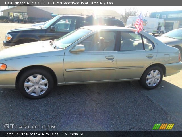 1998 Nissan Altima GXE in Cultured Sandstone Pearl Metallic