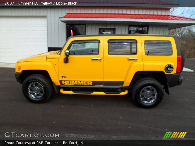 2007 Hummer H3  in Yellow