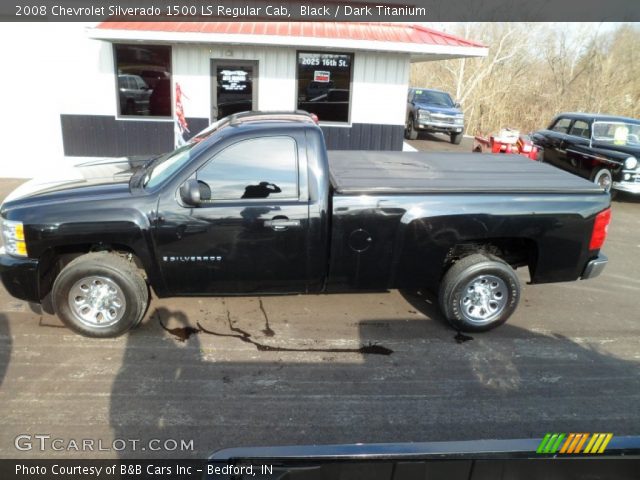 2008 Chevrolet Silverado 1500 LS Regular Cab in Black