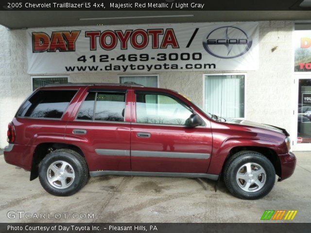 2005 Chevrolet TrailBlazer LS 4x4 in Majestic Red Metallic