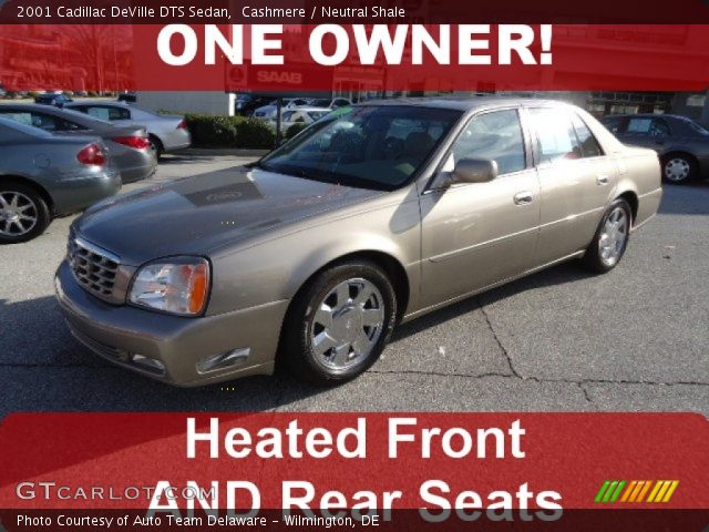 2001 Cadillac DeVille DTS Sedan in Cashmere