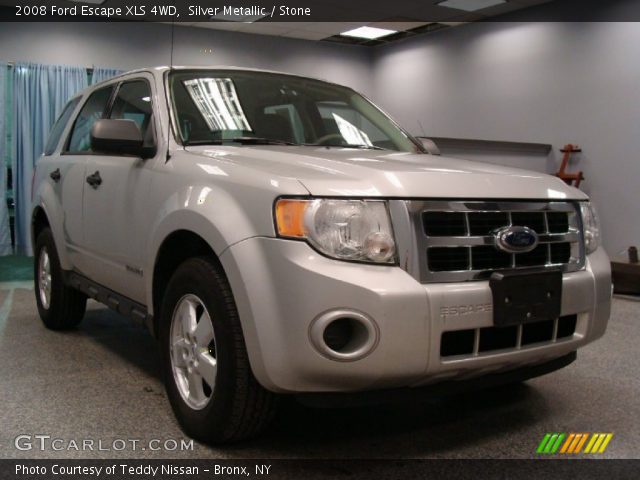 2008 Ford Escape XLS 4WD in Silver Metallic