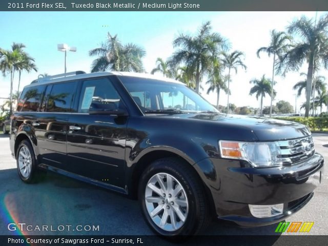2011 Ford Flex SEL in Tuxedo Black Metallic