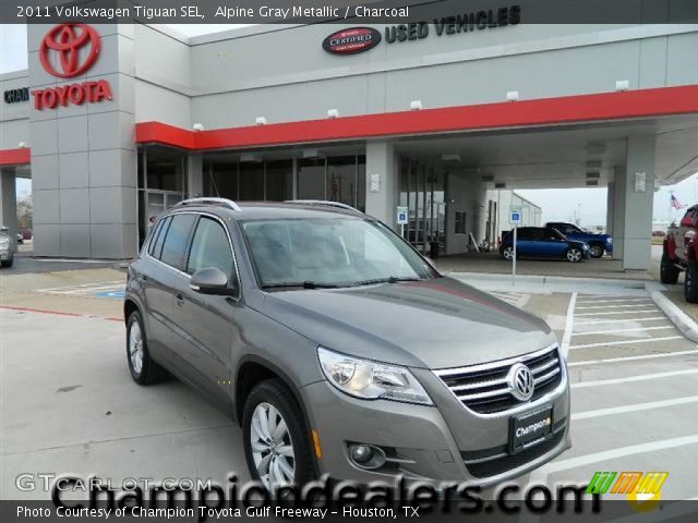 2011 Volkswagen Tiguan SEL in Alpine Gray Metallic