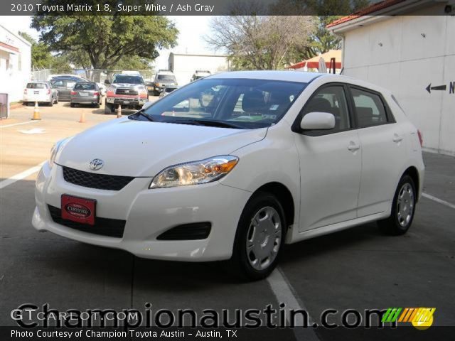 2010 Toyota Matrix 1.8 in Super White