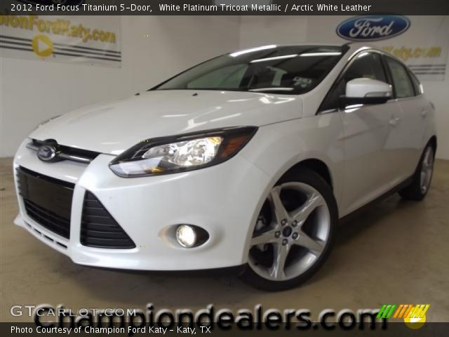 2012 Ford Focus Titanium 5-Door in White Platinum Tricoat Metallic