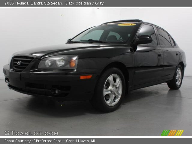 2005 Hyundai Elantra GLS Sedan in Black Obsidian