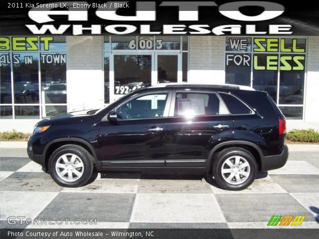2011 Kia Sorento LX in Ebony Black