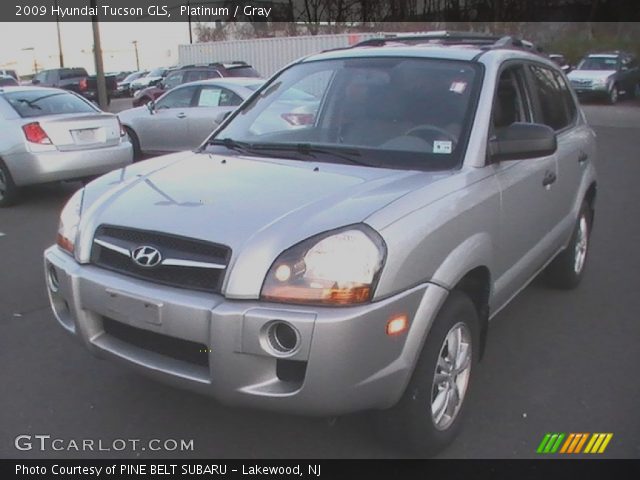 2009 Hyundai Tucson GLS in Platinum