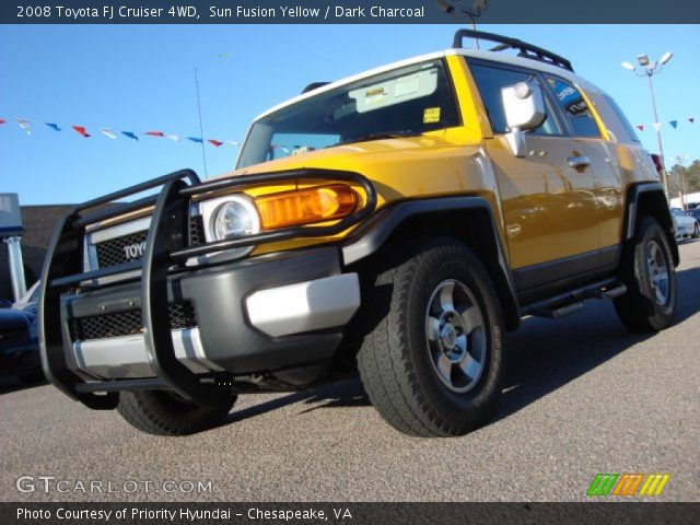 2008 Toyota FJ Cruiser 4WD in Sun Fusion Yellow