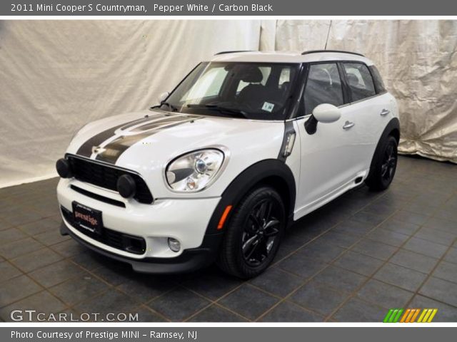 2011 Mini Cooper S Countryman in Pepper White