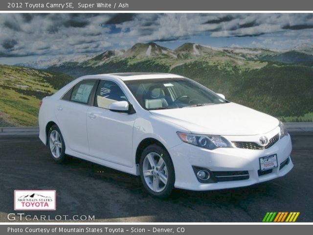 2012 Toyota Camry SE in Super White