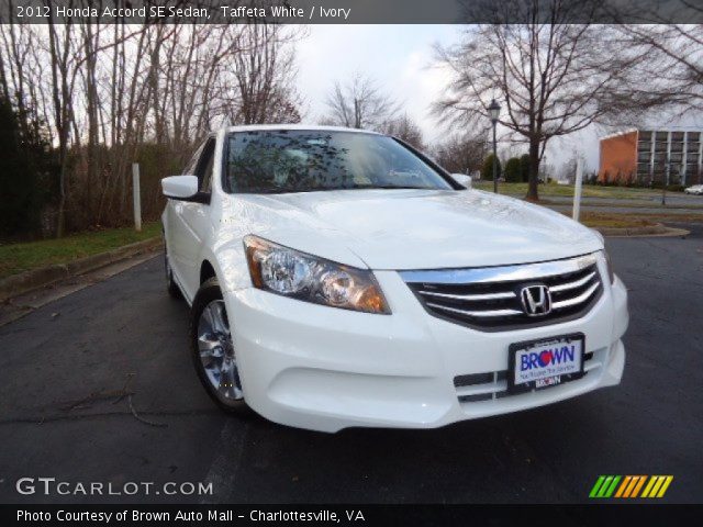 2012 Honda Accord SE Sedan in Taffeta White