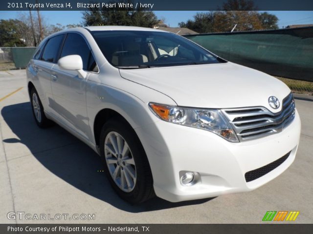 2011 Toyota Venza I4 in Blizzard Pearl White