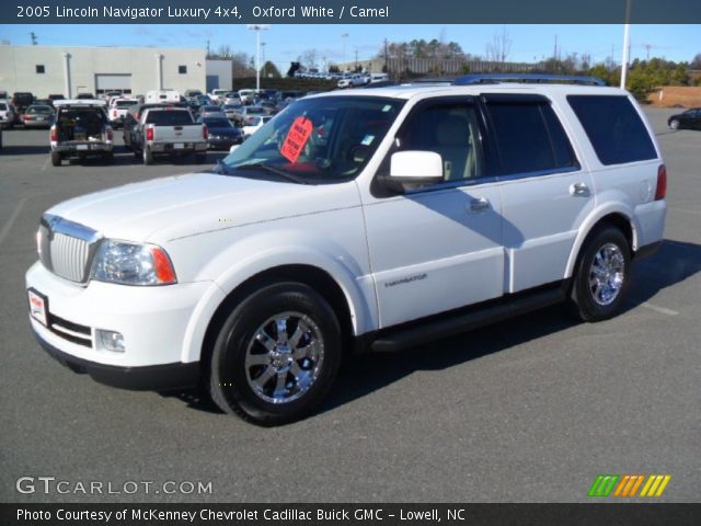 2005 Lincoln Navigator Luxury 4x4 in Oxford White