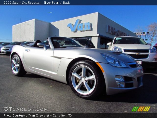 2009 Saturn Sky Roadster in Silver Pearl