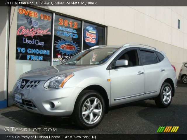 2011 Nissan Rogue SV AWD in Silver Ice Metallic