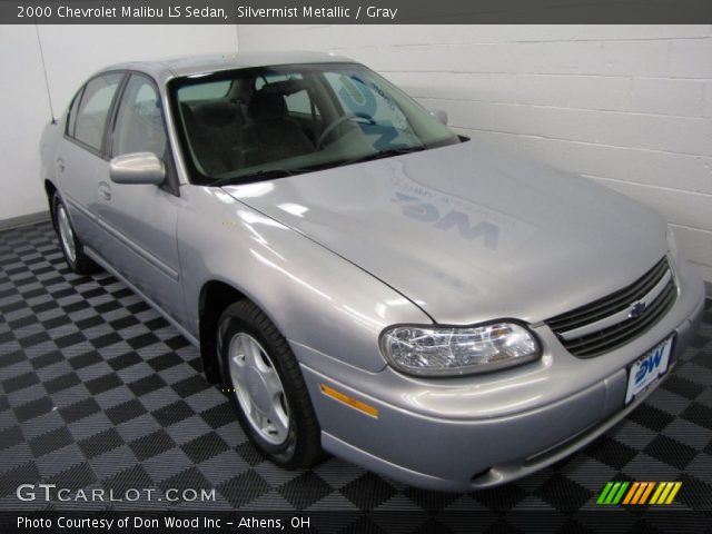 2000 Chevrolet Malibu LS Sedan in Silvermist Metallic
